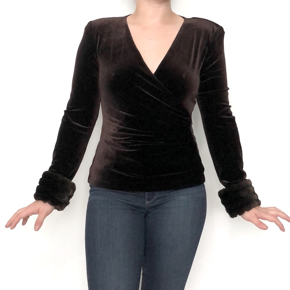 Lillie Rubin Brown velvet faux fur cuff wrap top